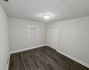 5209 W Lake Street - Photo Thumbnail 11