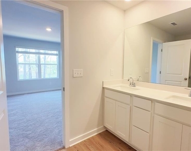 2389 Brown Dove Way - Photo Thumbnail 22