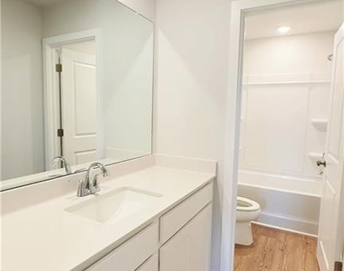 2389 Brown Dove Way - Photo Thumbnail 28