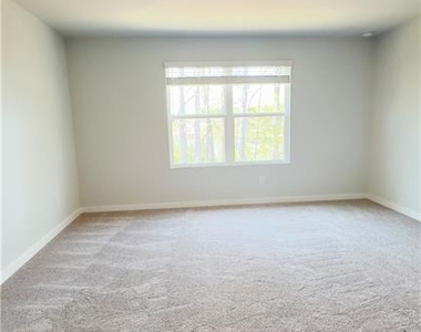 2389 Brown Dove Way - Photo Thumbnail 26