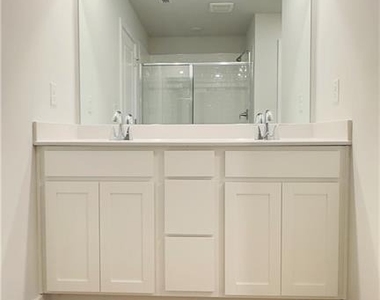 2389 Brown Dove Way - Photo Thumbnail 23
