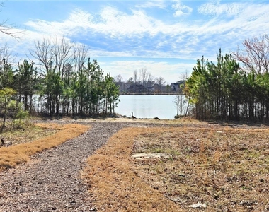 2389 Brown Dove Way - Photo Thumbnail 34