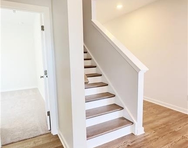 2389 Brown Dove Way - Photo Thumbnail 9