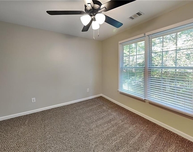6520 Ganton Drive - Photo Thumbnail 14