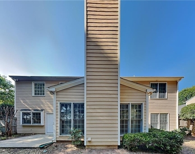 6520 Ganton Drive - Photo Thumbnail 21