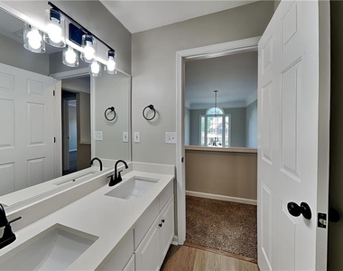 6520 Ganton Drive - Photo Thumbnail 18
