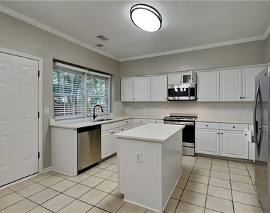 6520 Ganton Drive - Photo Thumbnail 4
