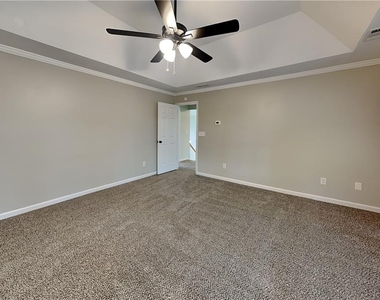 6520 Ganton Drive - Photo Thumbnail 8
