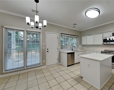 6520 Ganton Drive - Photo Thumbnail 5