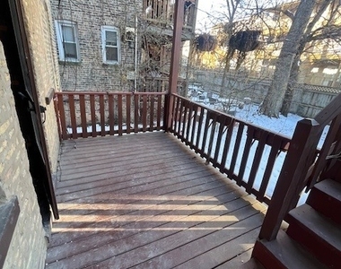 926 W Belle Plaine Avenue - Photo Thumbnail 19