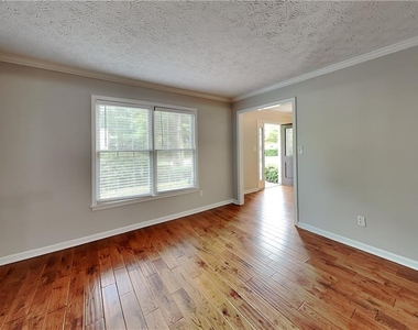 772 Rockfount Way - Photo Thumbnail 13