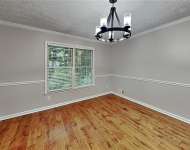 772 Rockfount Way - Photo Thumbnail 3