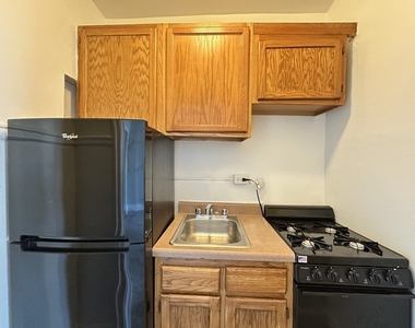 434 W Wellington Avenue - Photo Thumbnail 1