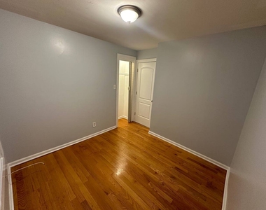 2606 W Le Moyne Street - Photo Thumbnail 5