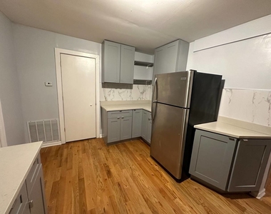2606 W Le Moyne Street - Photo Thumbnail 7