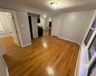2606 W Le Moyne Street - Photo Thumbnail 1