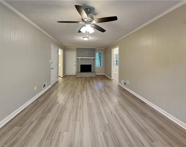 3643 S Marlborough Drive - Photo Thumbnail 3