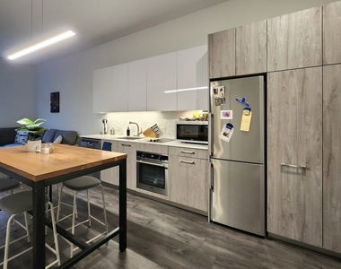 3418 N Lincoln Avenue - Photo Thumbnail 22