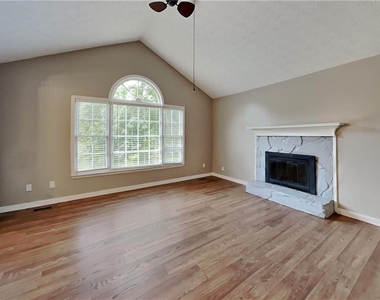 23 Mindy Court - Photo Thumbnail 2