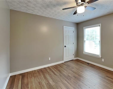 23 Mindy Court - Photo Thumbnail 9