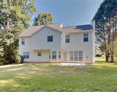 105 Meadow Crest Court - Photo Thumbnail 20