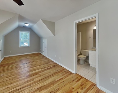 1037 Ashfern Walk - Photo Thumbnail 13