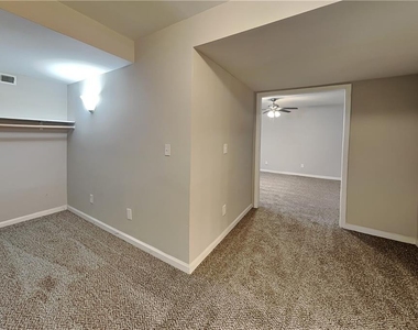 3371 Chatsworth Way - Photo Thumbnail 18
