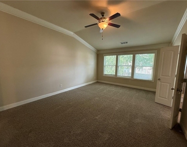 1045 Township Circle - Photo Thumbnail 23