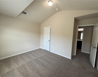 1045 Township Circle - Photo Thumbnail 38