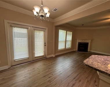 1045 Township Circle - Photo Thumbnail 17