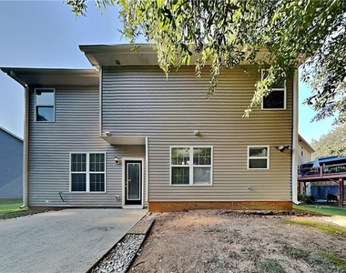 4808 Chafin Point Court - Photo Thumbnail 17