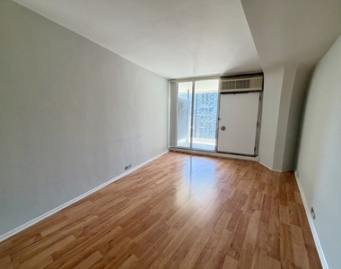300 N State Street - Photo Thumbnail 11
