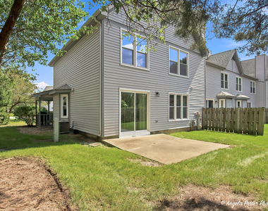 1434 Sherwood Court - Photo Thumbnail 4