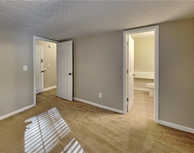 1261 Brookton Woods Way - Photo Thumbnail 9