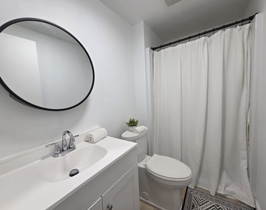409 N Main Street - Photo Thumbnail 15