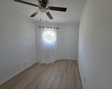 409 N Main Street - Photo Thumbnail 13