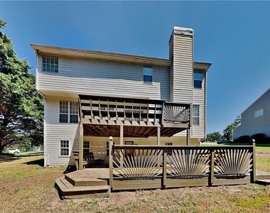 1620 Berryhill Road - Photo Thumbnail 21