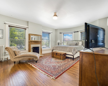 4560 S Michigan Avenue - Photo Thumbnail 16
