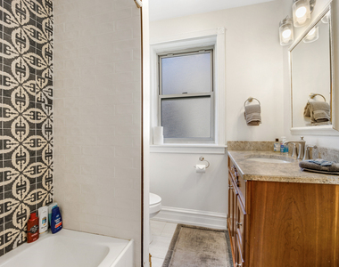 4560 S Michigan Avenue - Photo Thumbnail 24