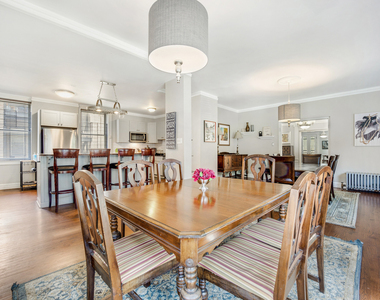 4560 S Michigan Avenue - Photo Thumbnail 8
