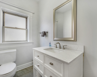 4560 S Michigan Avenue - Photo Thumbnail 10