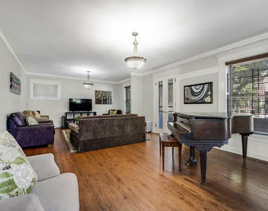 4560 S Michigan Avenue - Photo Thumbnail 19