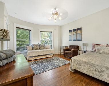 4560 S Michigan Avenue - Photo Thumbnail 20