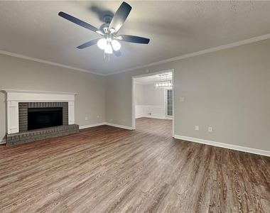 2245 Huntington Drive - Photo Thumbnail 1