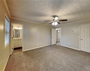 3784 Cherokee Overlook Drive - Photo Thumbnail 8