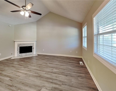 3784 Cherokee Overlook Drive - Photo Thumbnail 1