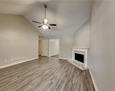 3784 Cherokee Overlook Drive - Photo Thumbnail 3