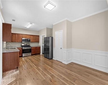 2626 Fresian Court - Photo Thumbnail 12