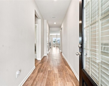 1059 Towne Mill Crossing - Photo Thumbnail 3
