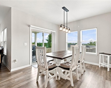 1059 Towne Mill Crossing - Photo Thumbnail 4